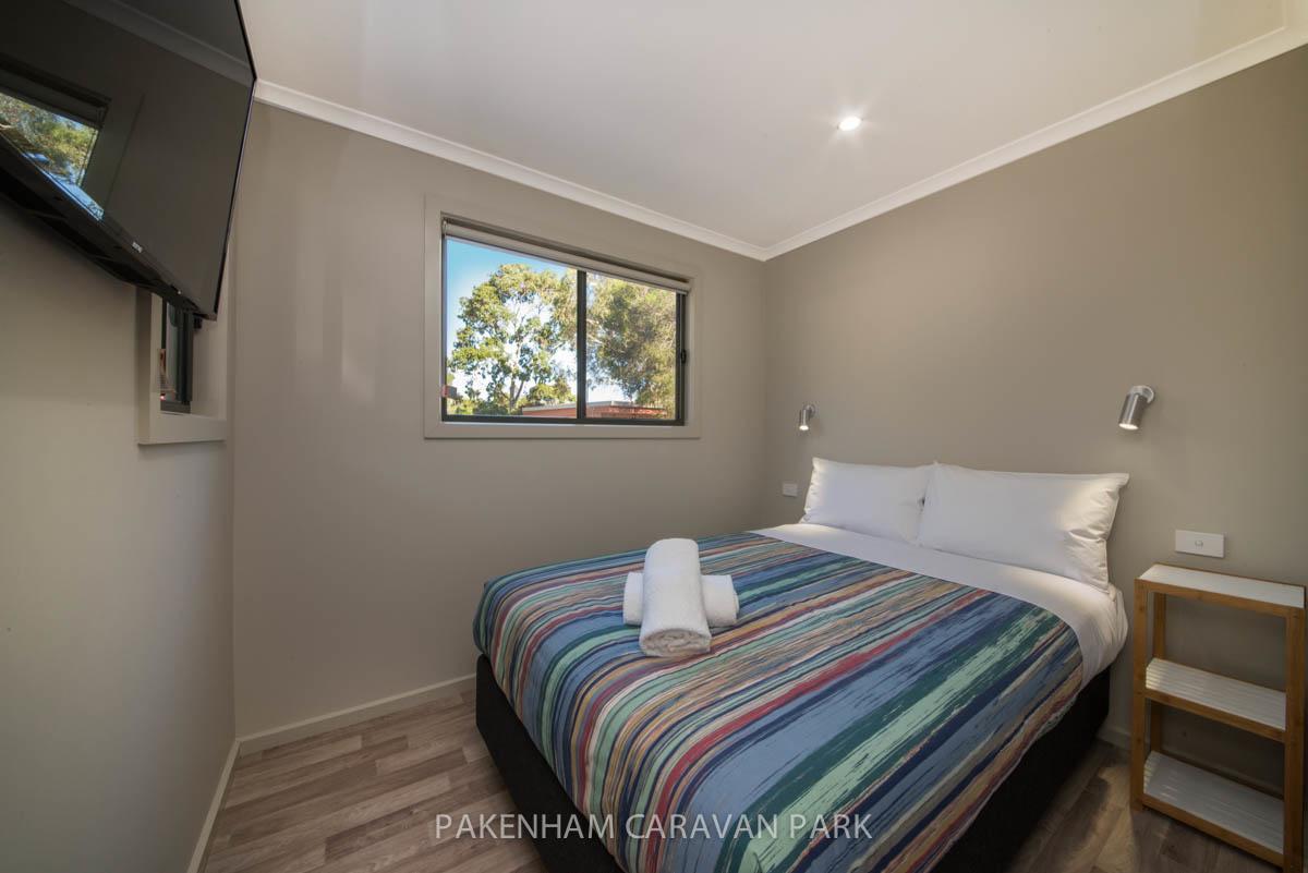 Отель Pakenham Caravan Park Экстерьер фото